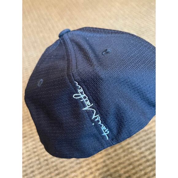 🖤Travis Mathew Bahamas Fitted Hat. Lightweight, polyester. S/M EUC!🖤 - Picture 5 of 9
